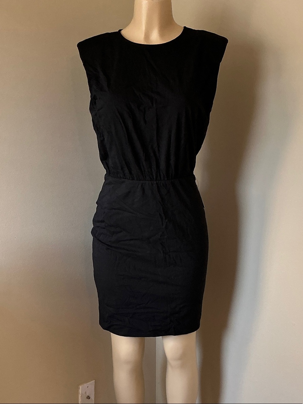 Express Women's Black Padded-Shoulder Sheath Dress